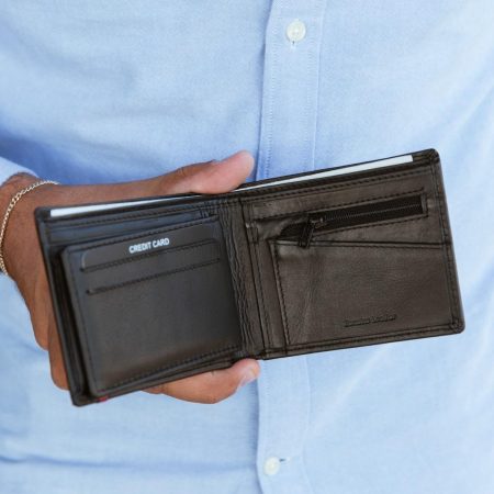 ארנק לגבר דגם vault גדול צבע שחור