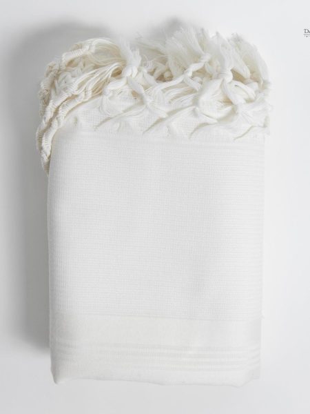 טלית דגם בית יוסף צבע לבן פתיל עבה