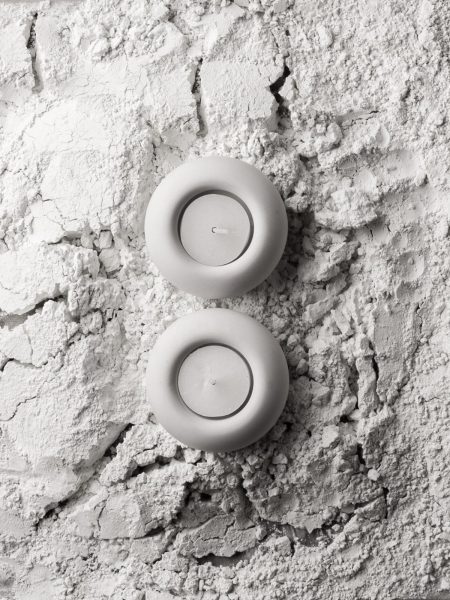 זוג פמוטים דגם בטון עגול צבע לבן