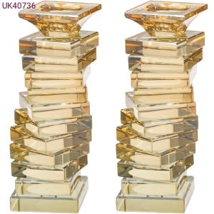 פמוטים דגם מדורג צבע זהב