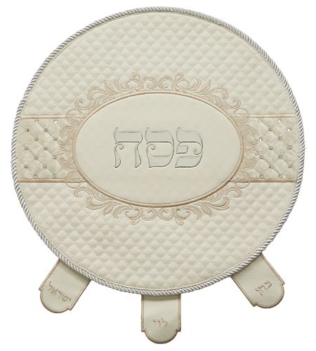 כיסוי סדר פסח דגם מעוינים זהב