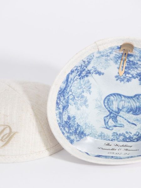 כיפה מעוצבת דגם דיור רקמה והדפסה צבע בז'