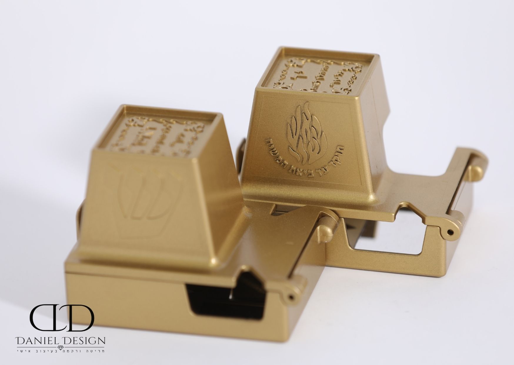 בית תפילין דגם האש שלי צבע זהב
