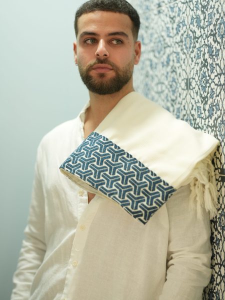 טלית Premium - דגם בית יוסף עם עטרה דגם Y צבע כחול