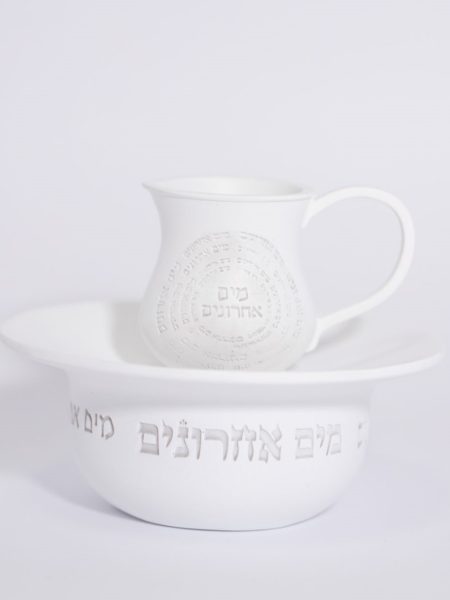 מים אחרונים דגם חרס צבע לבן