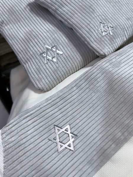 סט חתנים דניאל דגם קורדרוי דק צבע אפור בטון מגן דוד כסוף