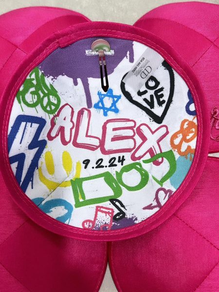 כיפה מעוצבת דגם קומיקס רקמה והדפסה צבע ורוד