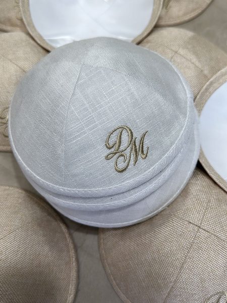 כיפה מעוצבת דגם רקמה והדפסה פשתן צבע לבן