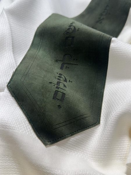 טלית Premium - דגם בית יוסף עם עטרה דגם איטליה ברכה צבע ירוק