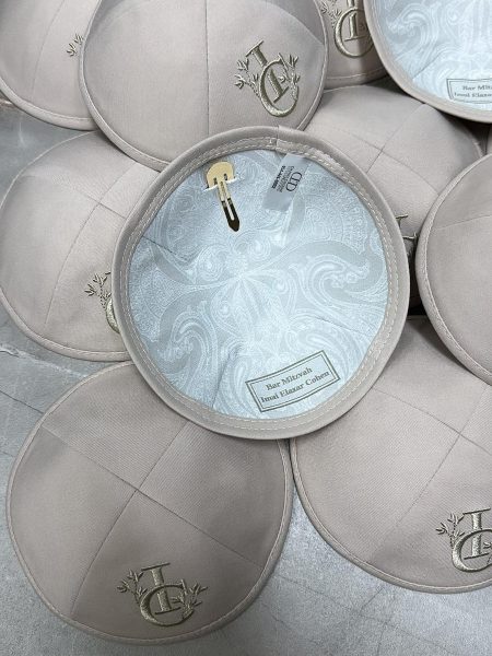 כיפה מעוצבת דגם עיטורים רקמה והדפסה פנימית