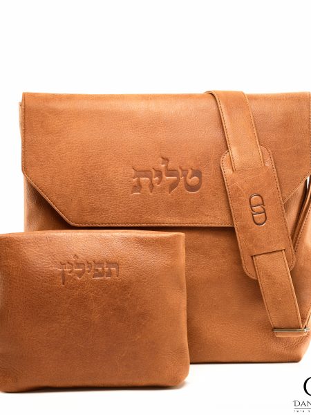 תיק Daniel עור אמיתי דגם קלאפה צבע קאמל