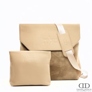 תיק Daniel עור אמיתי דגם קלאפה עור הפוך צבע בז' משולב עור בז'