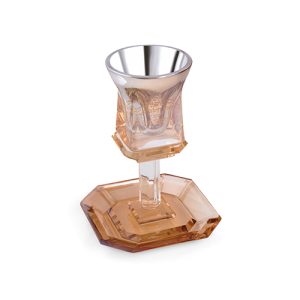 כוס קידוש דגם יום השישי מרובעת צבע זהב