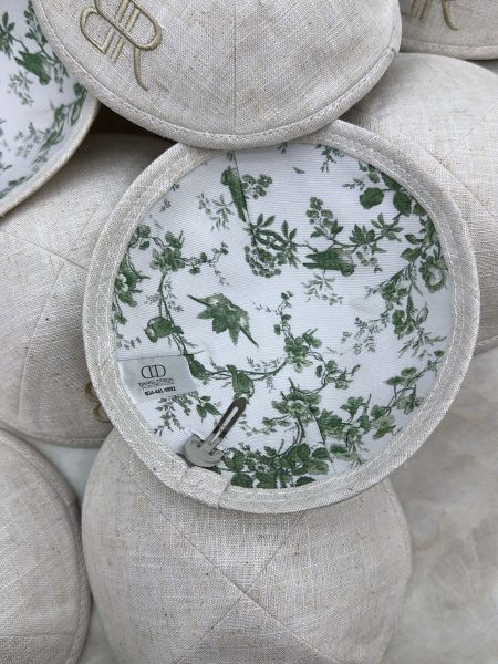 כיפה מעוצבת דגם פרחים רקמה והדפסה פנימית צבע ירוק